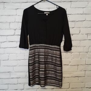 Skies Are Blue Dress, Size Split, Black.